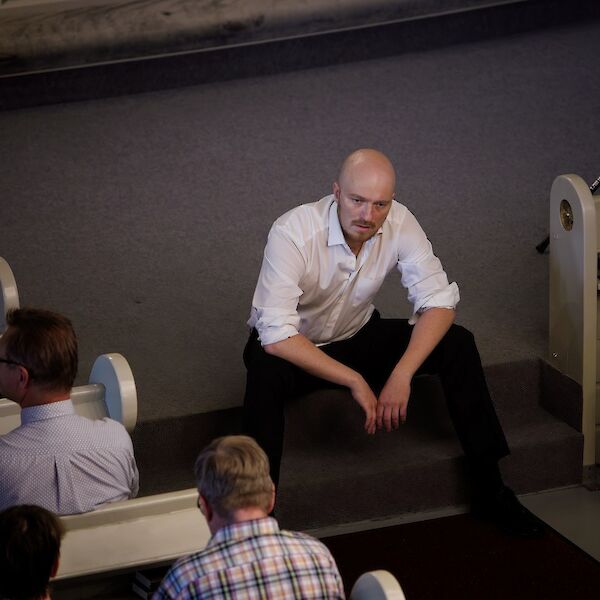 Baritoni Jussi Vänttinen